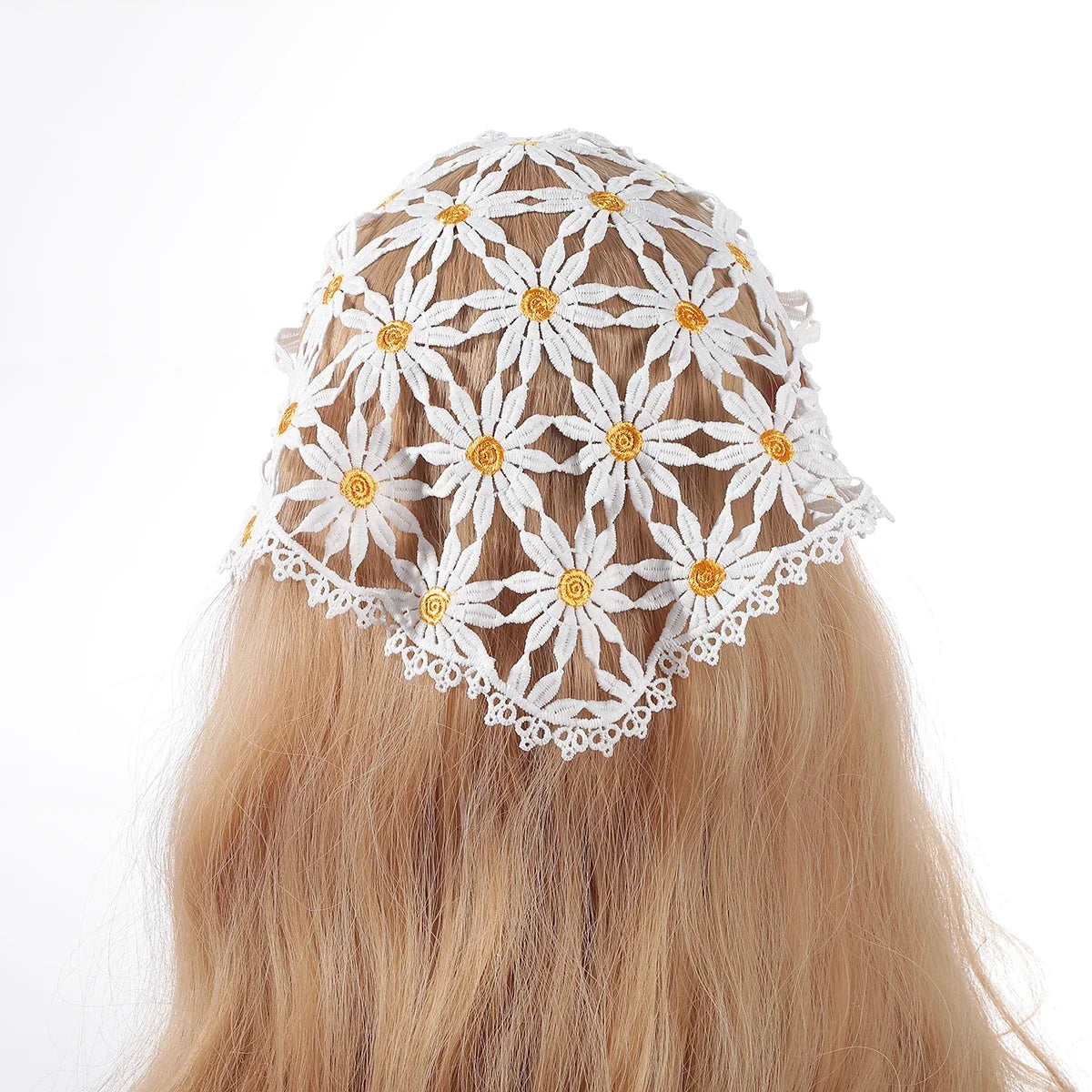 White daisy triangle headscarf with yellow flower centres